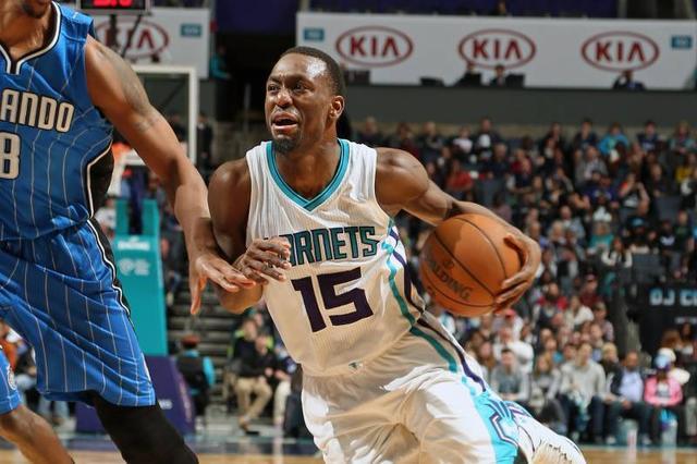 同时在防守 同时在防守