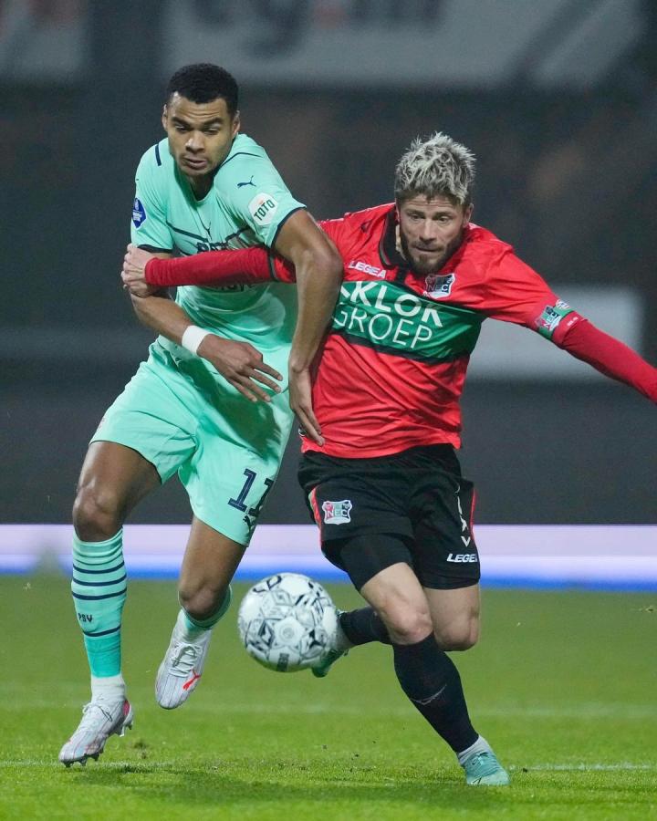 天空记者:切尔西计划周五晚或周六上午决定雅克松的未来