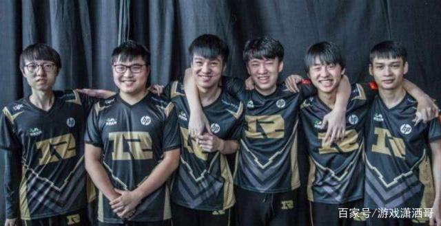 体育世界杯：塞尔维亚遭遇伤病困扰 瑞士占据晋级先机