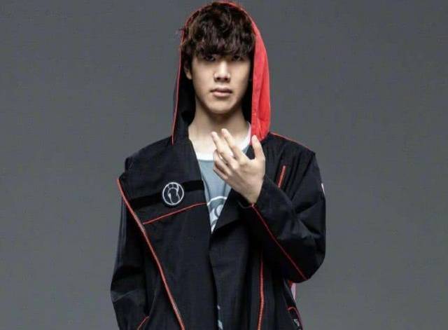 而是对球员 而是对球员