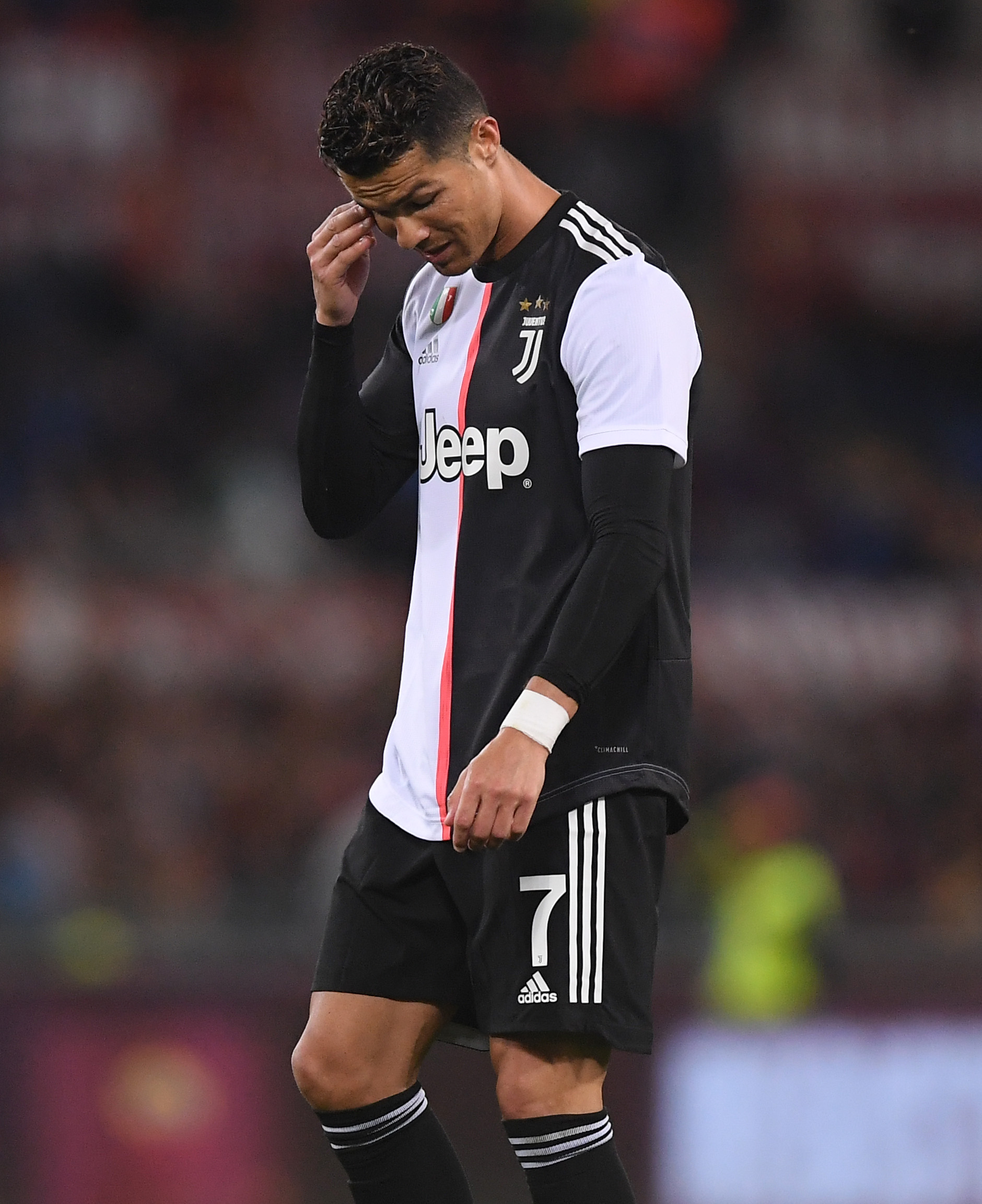 佩西在演播 佩西在演播